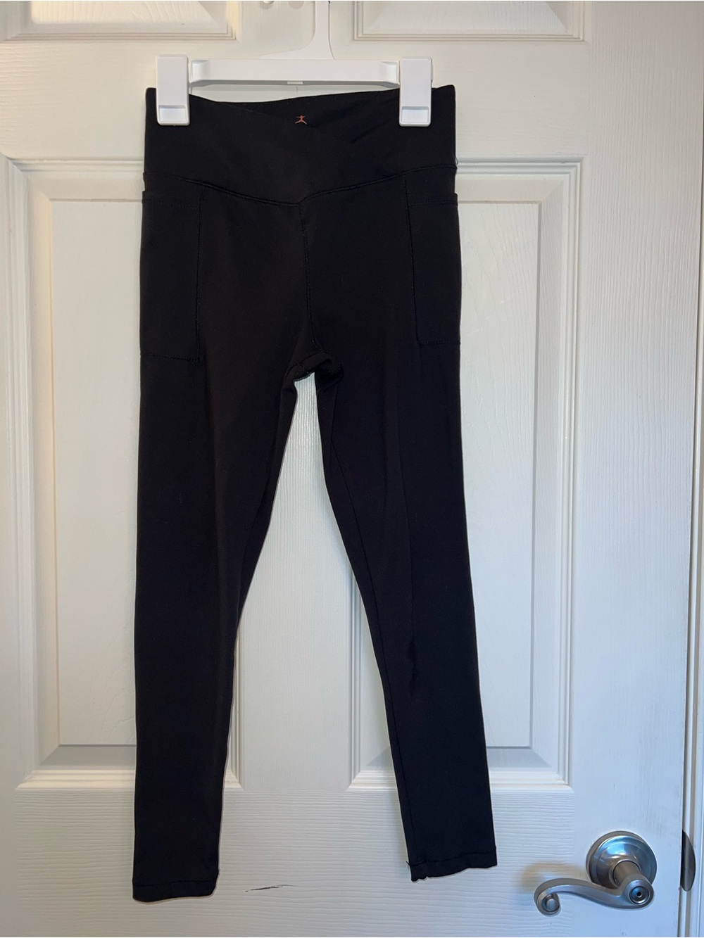Danskin Black High-Rise Girls Leggings with Side Pockets